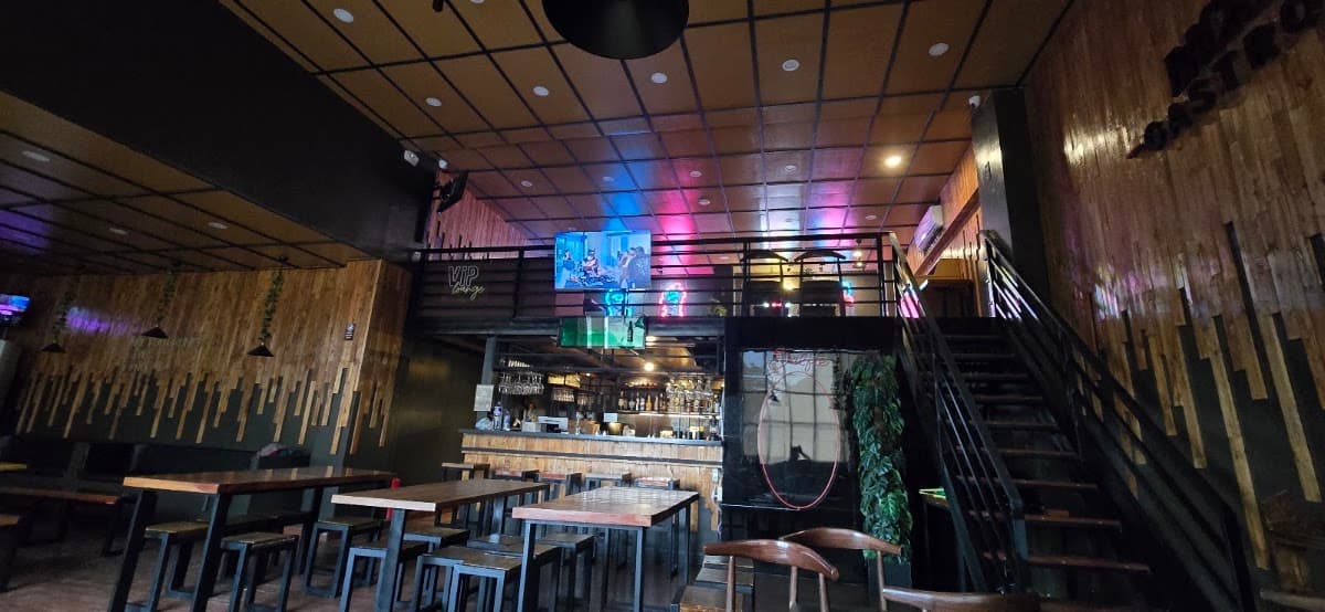 BACKROOM Gastropub