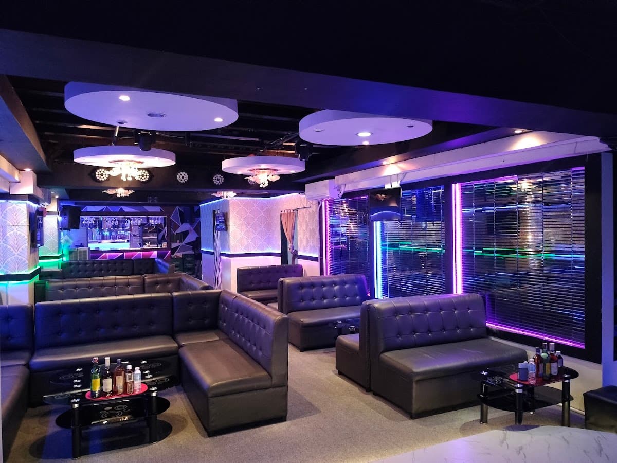 Millennium 88 Music Lounge