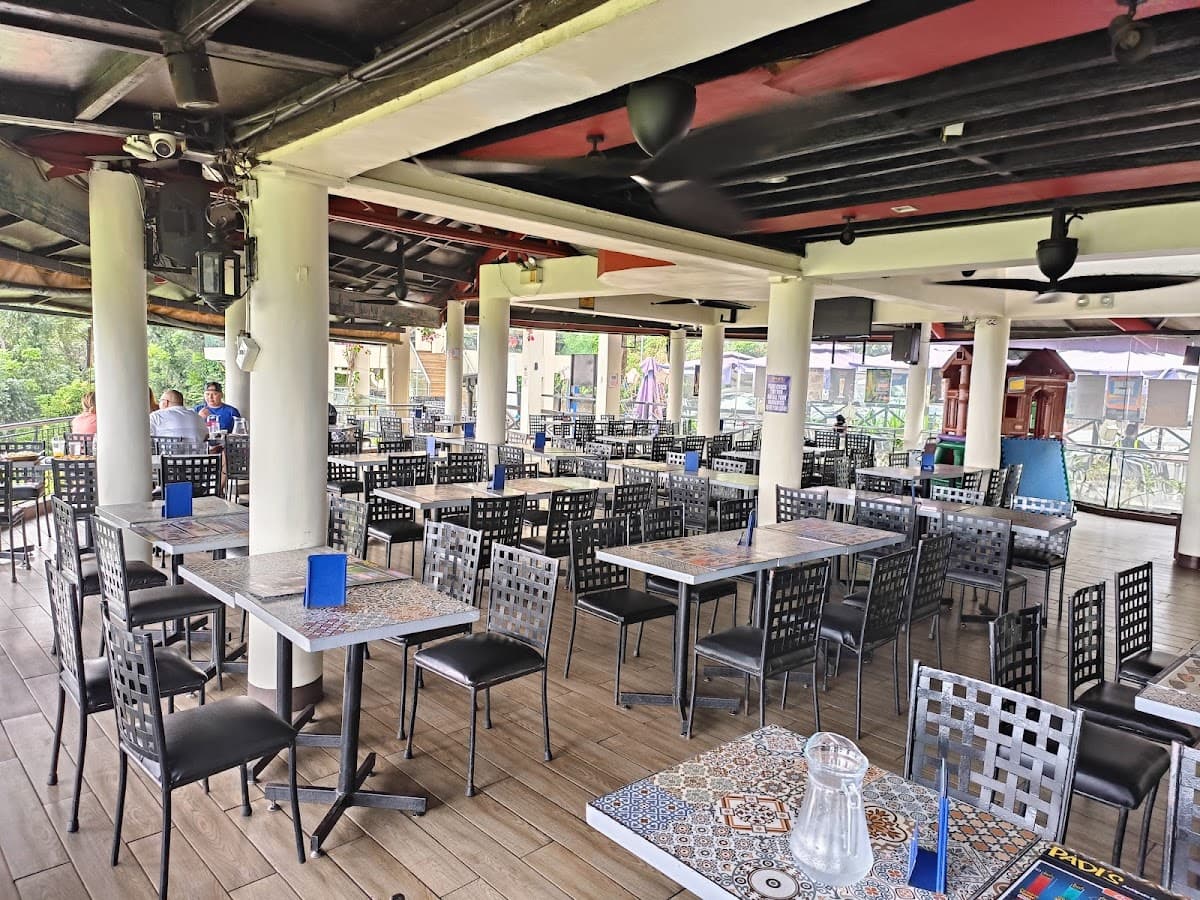 Padi's Point - Sumulong